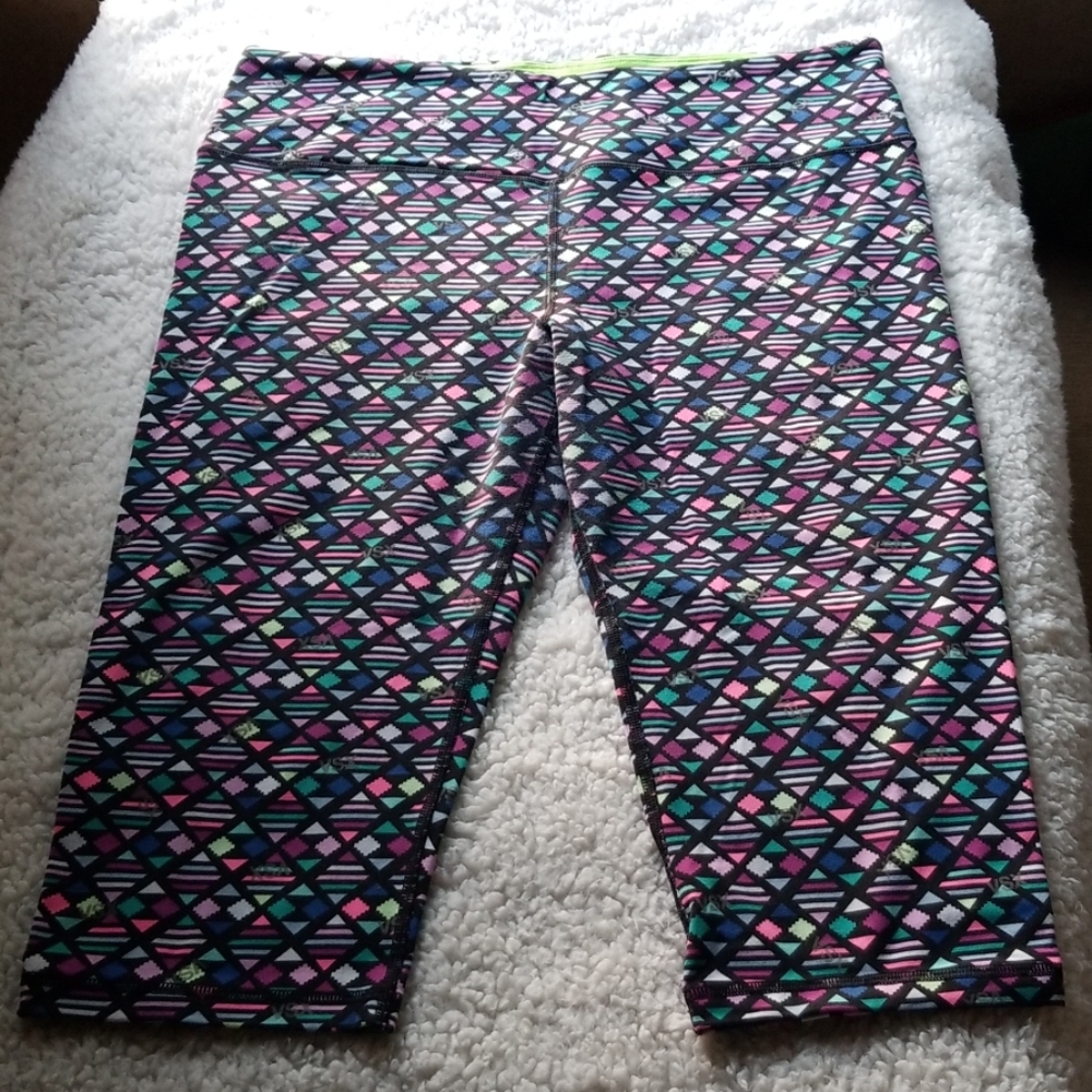 Victoria's Secret VSX Sport XL Knockout Crop